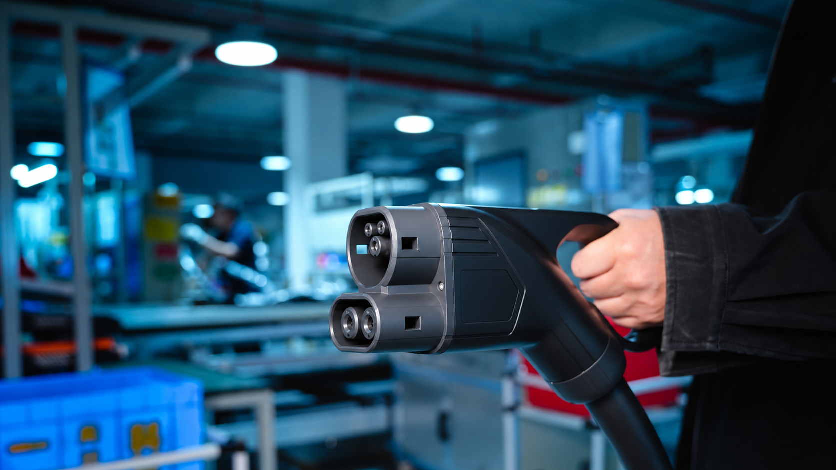 ccs2 cable holding in hand